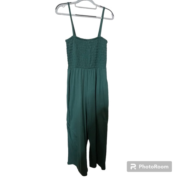NWT Gap S Petite Smocked Green Jumpsuit Summer Wide Legs sleeveless - Picture 2 of 9